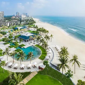 https://hyatt-regency-danang.hotelsofhoian.com
