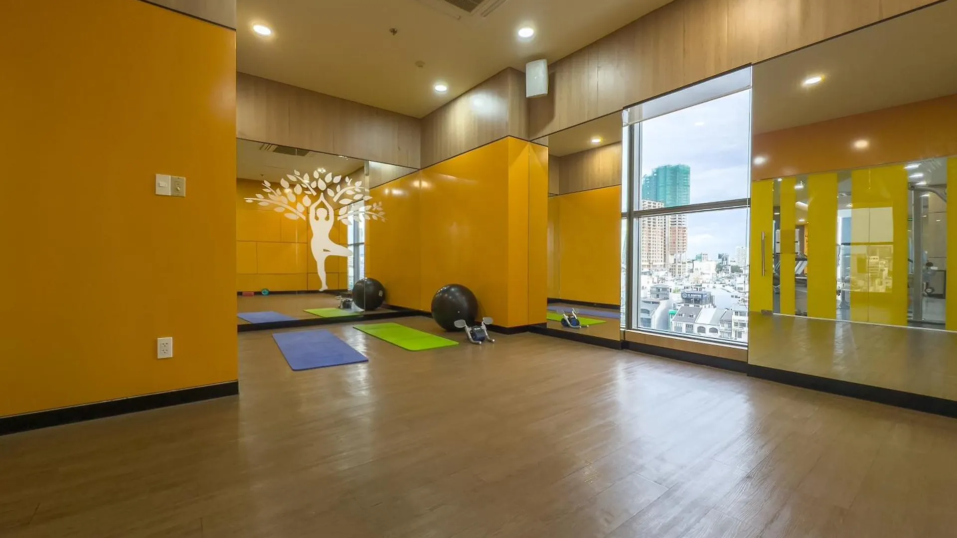 Rivergate Serviced Apartments Хошимин