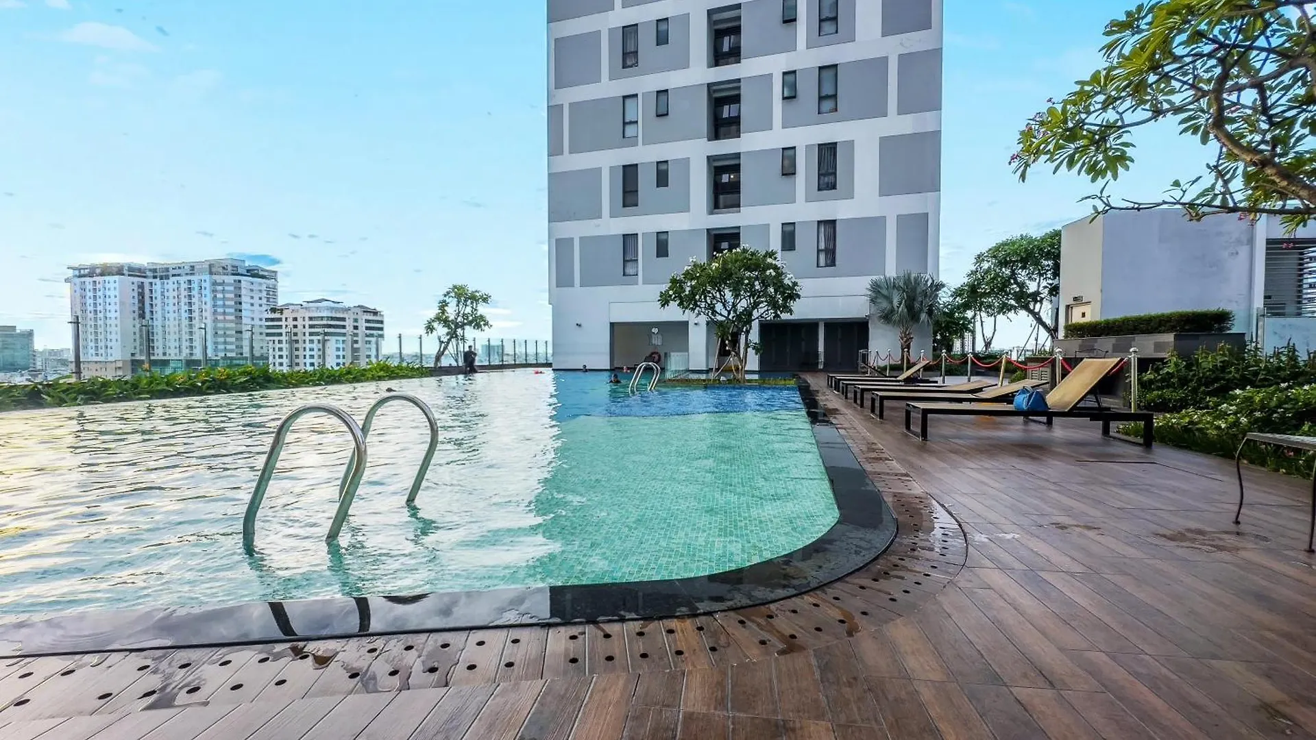 Апарт-отель Rivergate Serviced Apartments Хошимин Вьетнам