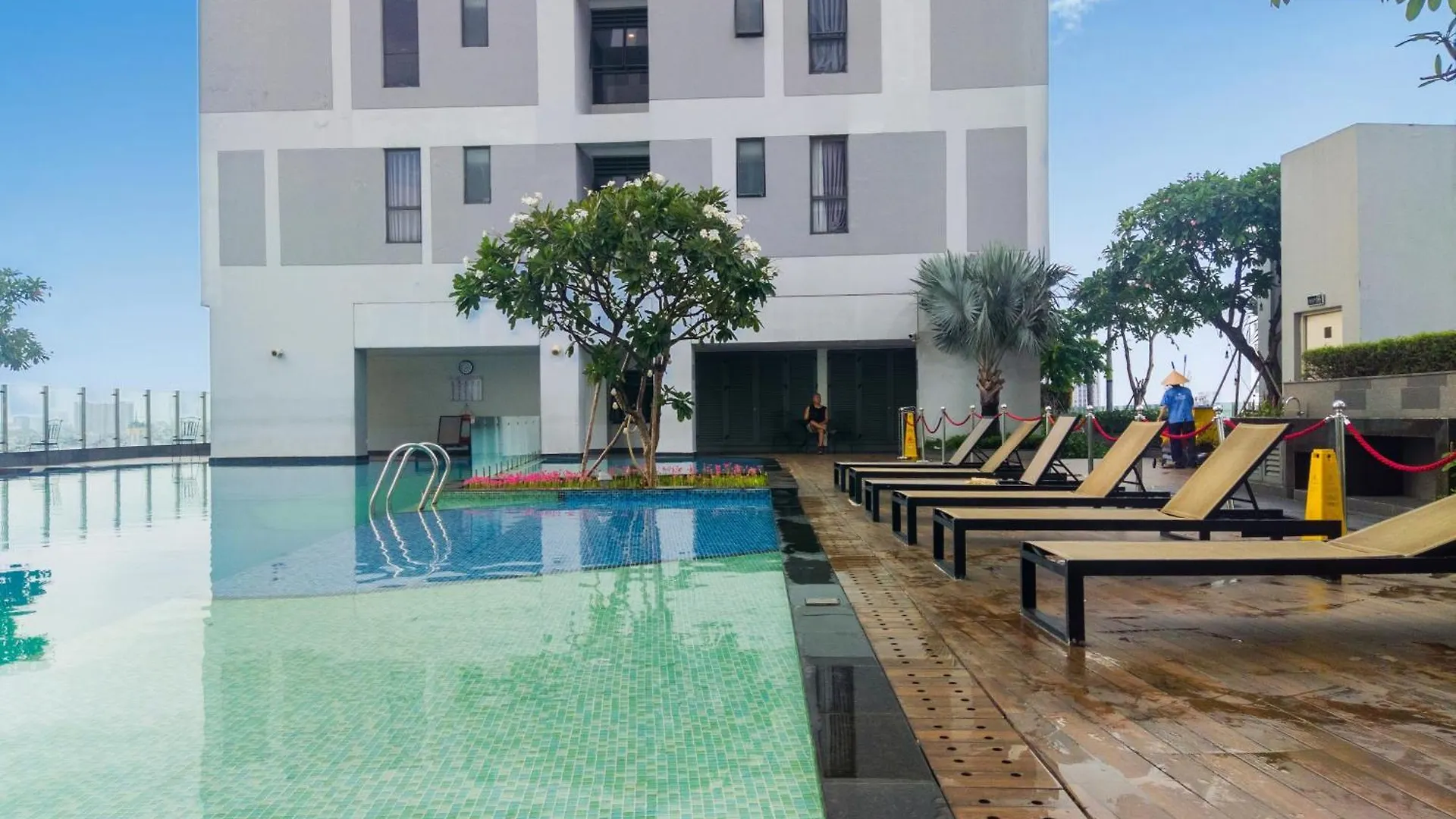 Rivergate Serviced Apartments Хошимин